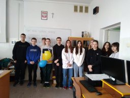 b_1024_768_0_00_images_2022_2023_Ukraina_obchody_329920276_515452900766581_2700789728417951576_n